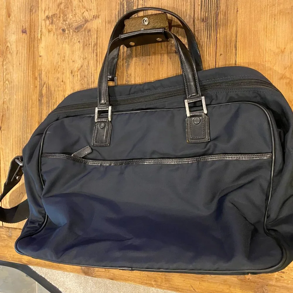 Faconnable men laptop